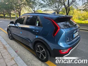 Kia Niro, 2022 — миниатюра 4