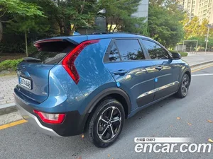 Kia Niro, 2022 — миниатюра 5