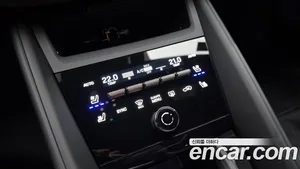 Porsche Macan, 2025 — миниатюра 17