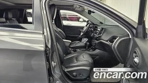Jeep Cherokee, 2019 — миниатюра 16