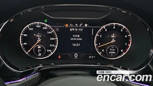 Bentley Continental, 2020 — миниатюра 8