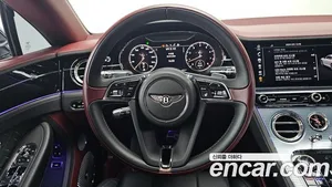 Bentley Continental, 2020 — миниатюра 13