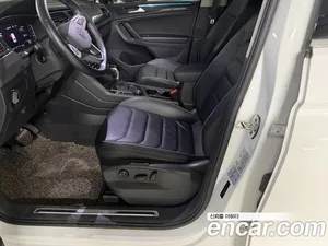 Volkswagen Tiguan, 2021 — миниатюра 14