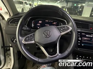 Volkswagen Tiguan, 2021 — миниатюра 17