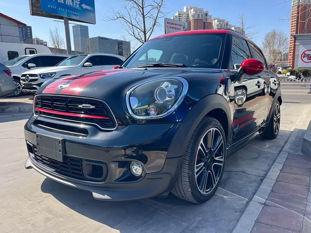 Mini JCW COUNTRYMAN, 2016 — фото автомобиля из Китая