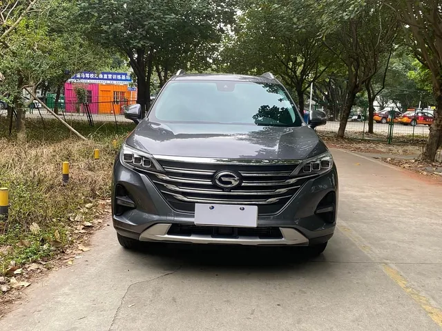 Trumpchi GS5, 2019 — фото автомобиля из Китая