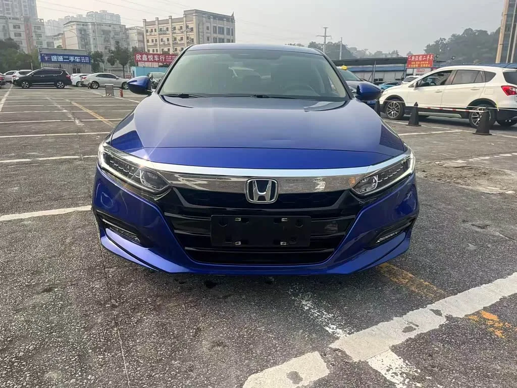 Honda Accord, 2019 — фото 1 из 1