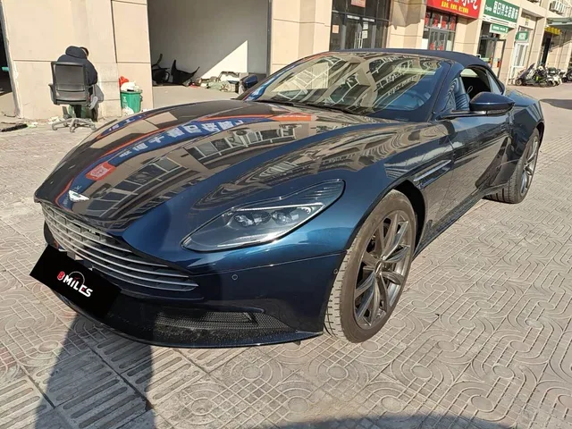 Aston Martin DB11, 2021 — фото автомобиля из Китая
