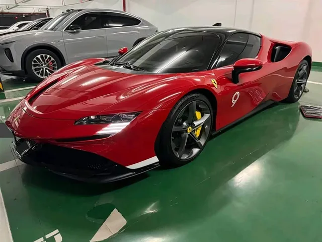 Ferrari SF90, 2023 — фото автомобиля из Китая