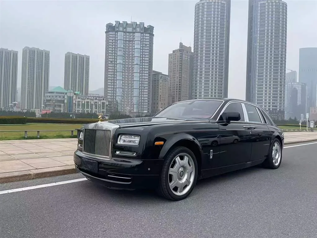 Rolls-Royce Phantom, 2013 — фото 1 из 1