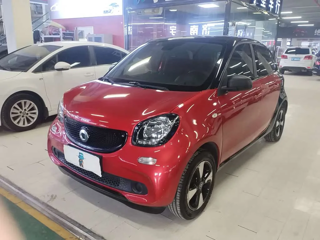 Smart forfour, 2018 — фото 1 из 1