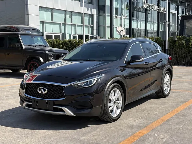 Infiniti QX30, 2017 — фото автомобиля из Китая