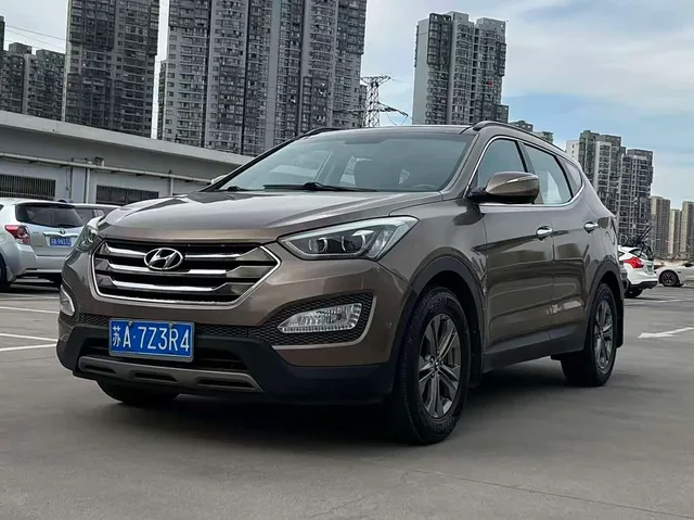 Hyundai Santa Fe, 2013 — фото автомобиля из Китая