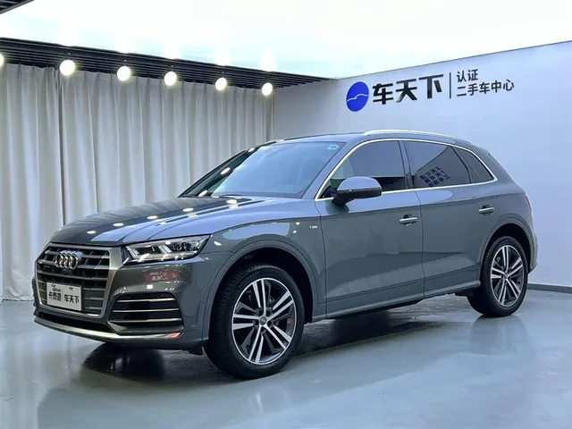 Audi Q5L, 2021 — фото автомобиля из Китая