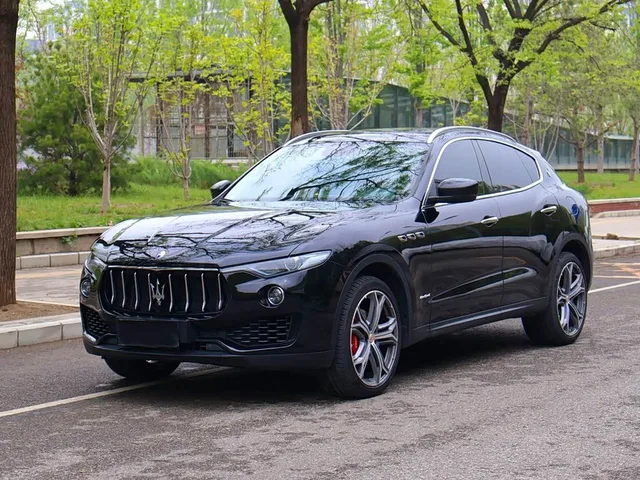 Maserati Levante, 2016 — фото автомобиля из Китая