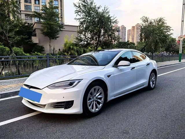 Tesla Model S, 2017 — фото автомобиля из Китая