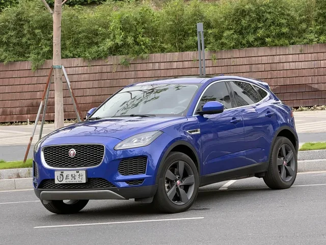 Land Rover E-PACE, 2019 — фото автомобиля из Китая