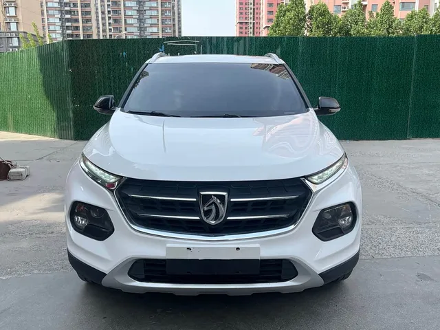 Wuling 510, 2018 — фото автомобиля из Китая