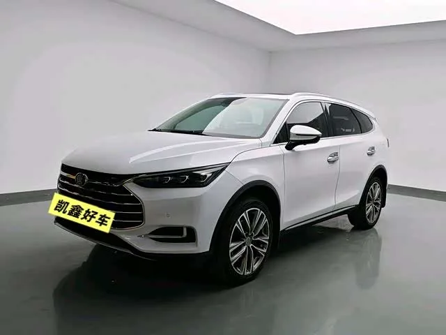 BYD Tang, 2019 — фото автомобиля из Китая