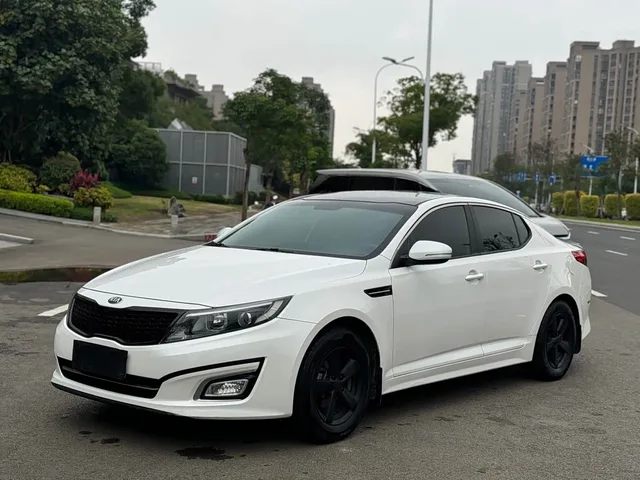 Kia K5, 2015 — фото автомобиля из Китая