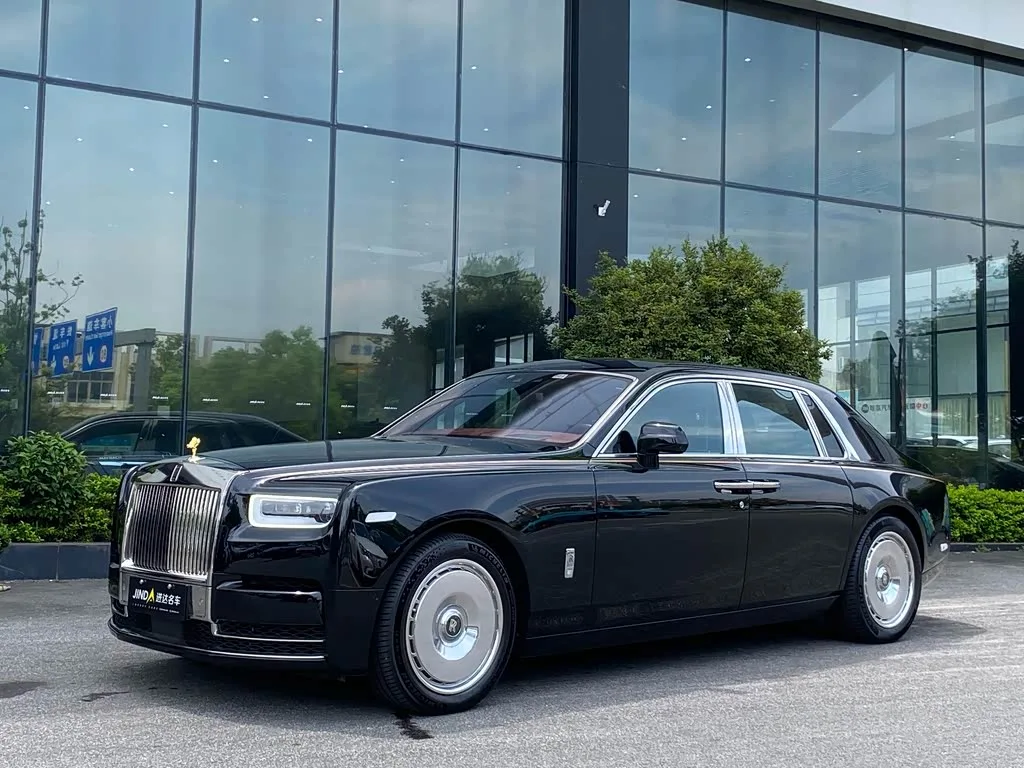 Rolls-Royce Phantom, 2019 — фото 1 из 1