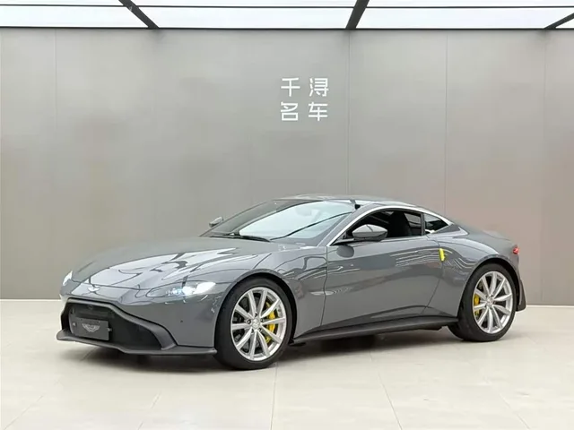 Aston Martin V8 Vantage, 2023 — фото автомобиля из Китая
