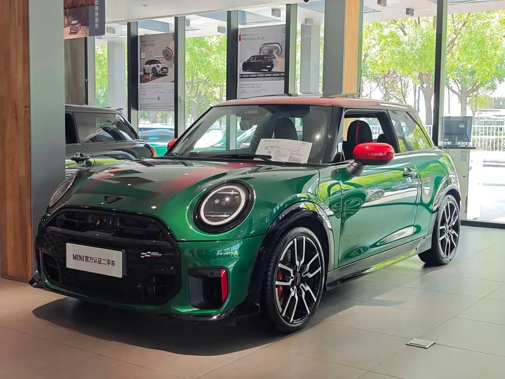 Mini JCW, 2025 — фото 1 из 1