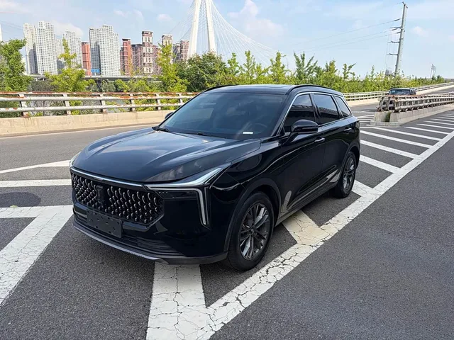 Bestune T55, 2023 — фото автомобиля из Китая