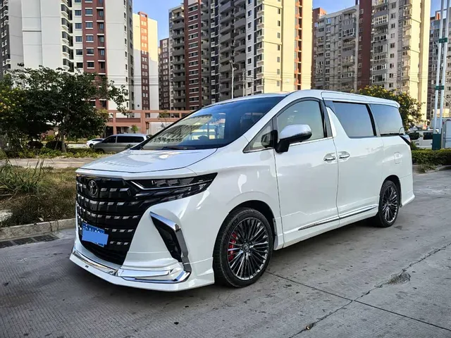 Toyota Alphard, 2013 — фото автомобиля из Китая