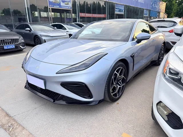 Neta GT, 2023 — фото автомобиля из Китая