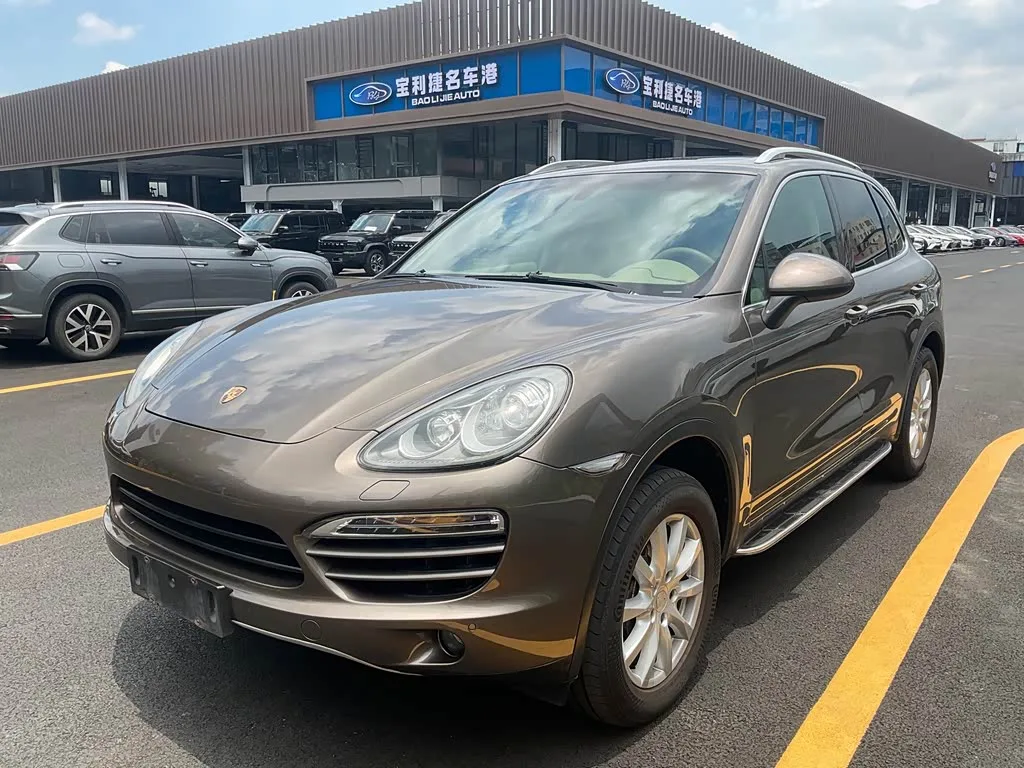 Porsche Cayenne, 2013 — фото 1 из 1