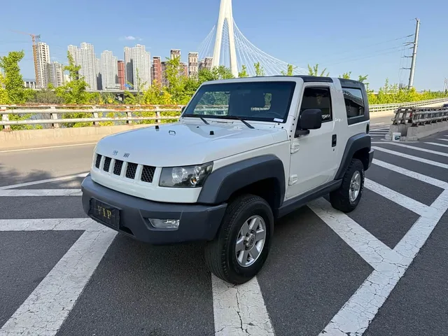 BAIC Off-Road BJ40, 2015 — фото автомобиля из Китая