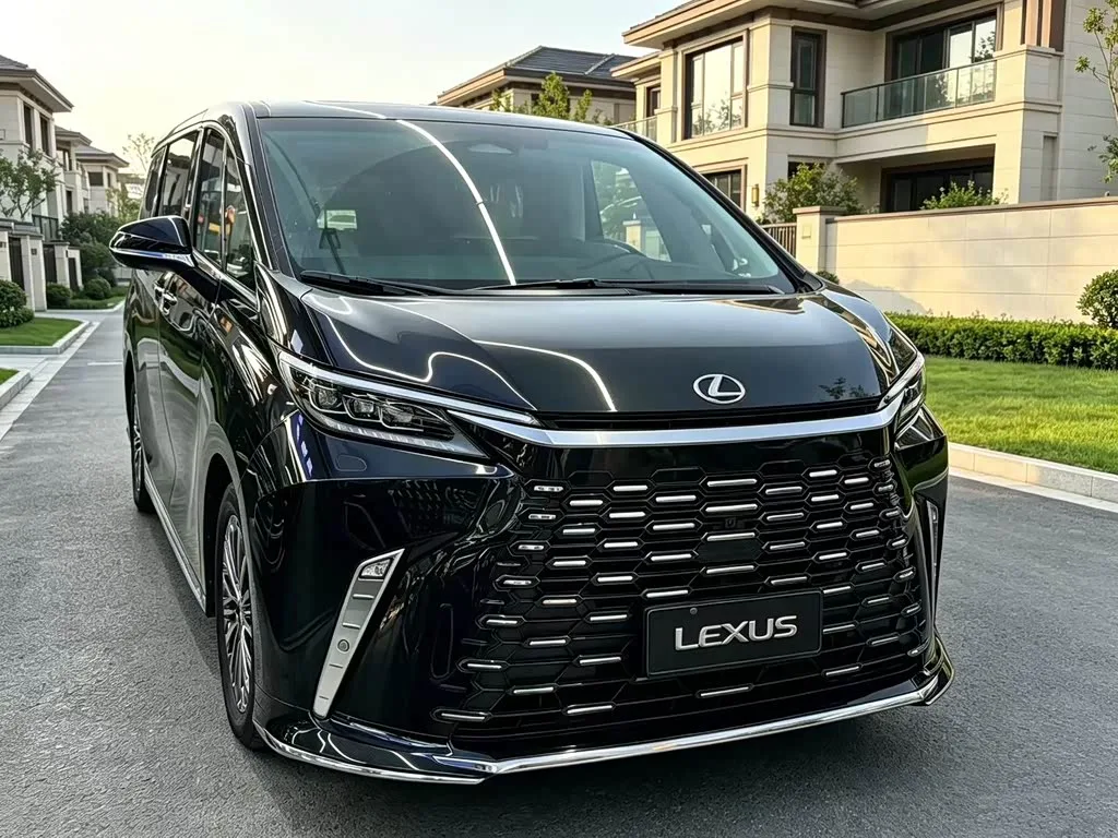 Lexus LM, 2026 — фото 1 из 1