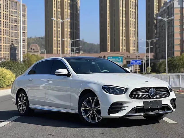 Mercedes-Benz E-Class, 2023 — фото автомобиля из Китая