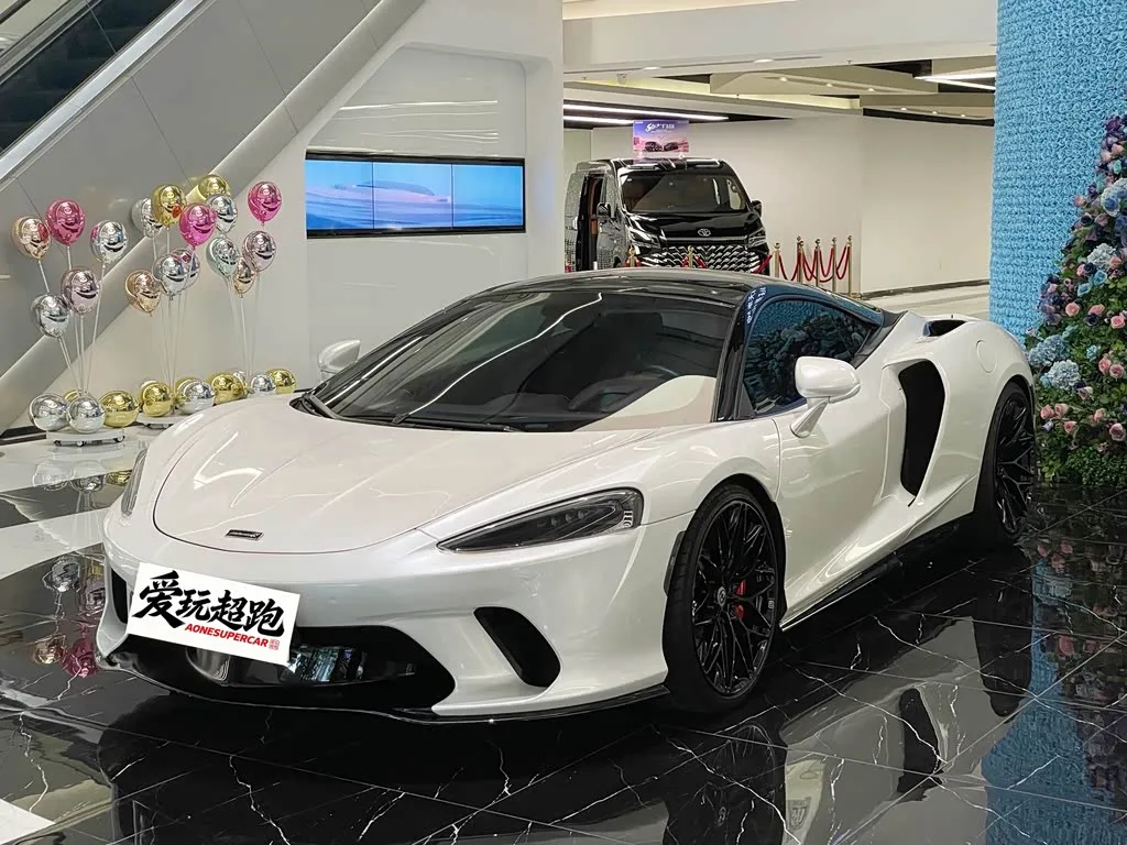 McLaren GT, 2021 — фото 1 из 1