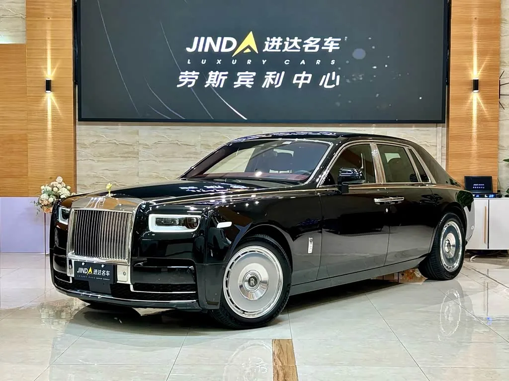 Rolls-Royce Phantom, 2019 — фото 1 из 1