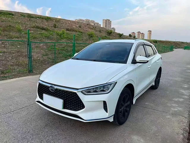 BYD e2, 2020 — фото автомобиля из Китая