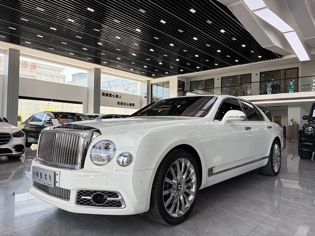 Bentley Mulsanne, 2018 — фото автомобиля из Китая