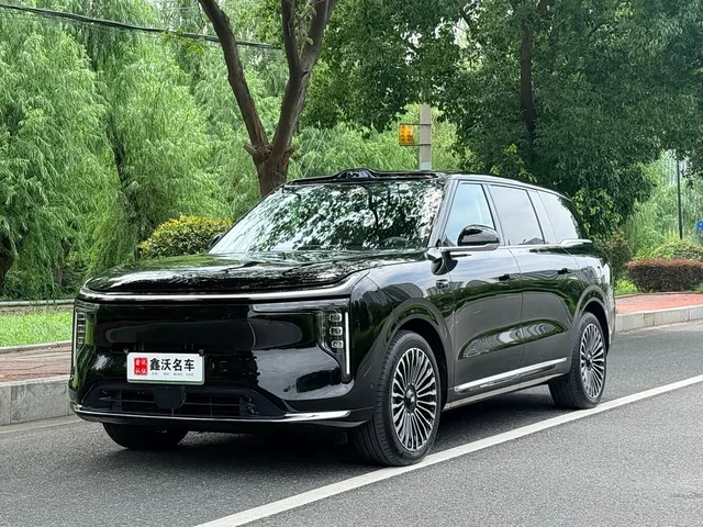 IM Motors LS9, 2025 — фото автомобиля из Китая