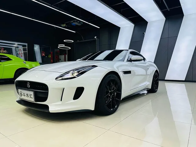 Jaguar F-TYPE, 2017 — фото автомобиля из Китая