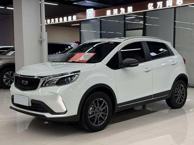 Geely Vision X3, 2022 — фото автомобиля из Китая