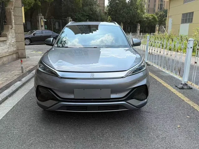 BYD Yuan PLUS, 2023 — фото автомобиля из Китая
