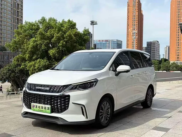 Maxus MAXUS EUNIQ 5, 2022 — фото автомобиля из Китая