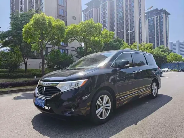 Nissan Quest, 2015 — фото автомобиля из Китая
