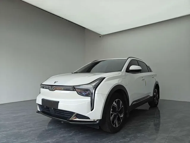 Neta U, 2022 — фото автомобиля из Китая