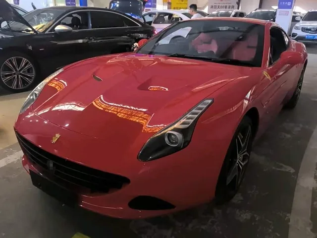 Ferrari California T, 2017 — фото автомобиля из Китая