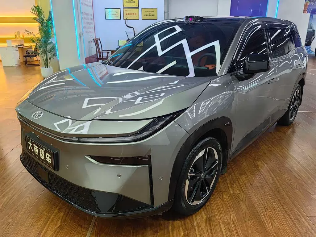 Toyota bZ3X, 2025 — фото 1 из 1