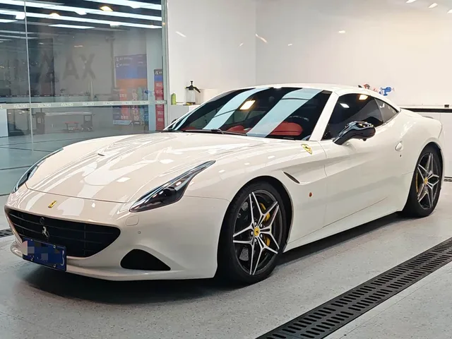 Ferrari California T, 2016 — фото автомобиля из Китая