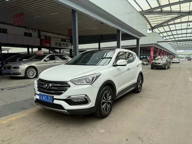 Hyundai Santa Fe, 2018 — фото автомобиля из Китая