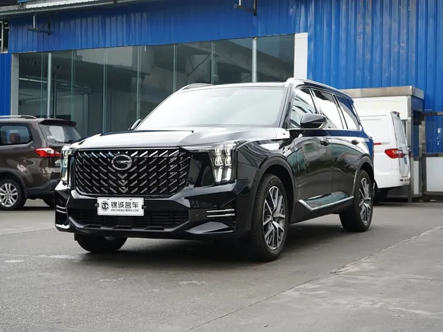Trumpchi GS8, 2025 — фото автомобиля из Китая